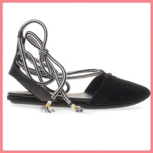 NWT YOSI SAMRA VIVI FLAT SUEDE SANDAL